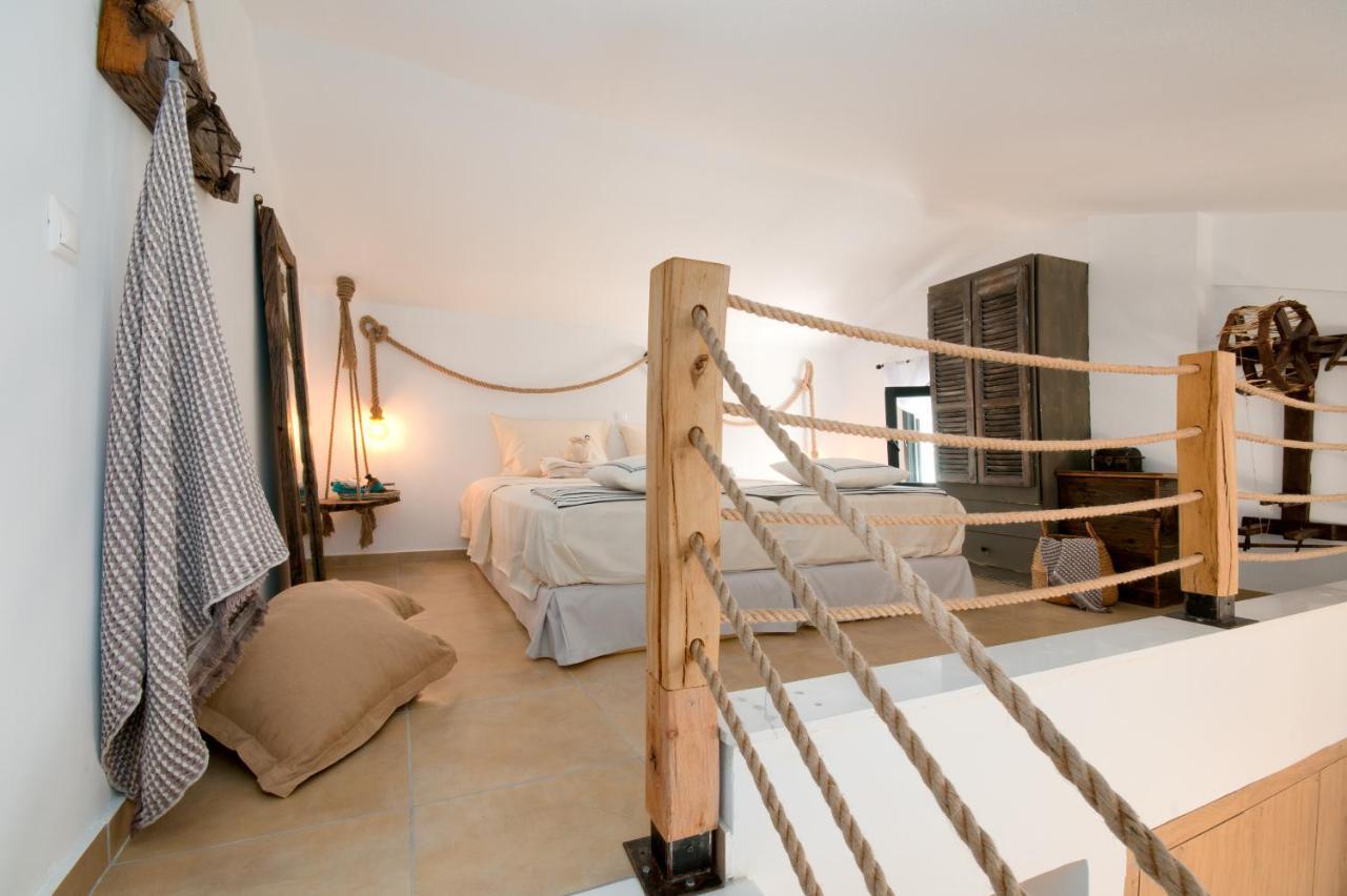 Seathon Seafront Beach Villa In Kalamitsi Экстерьер фото