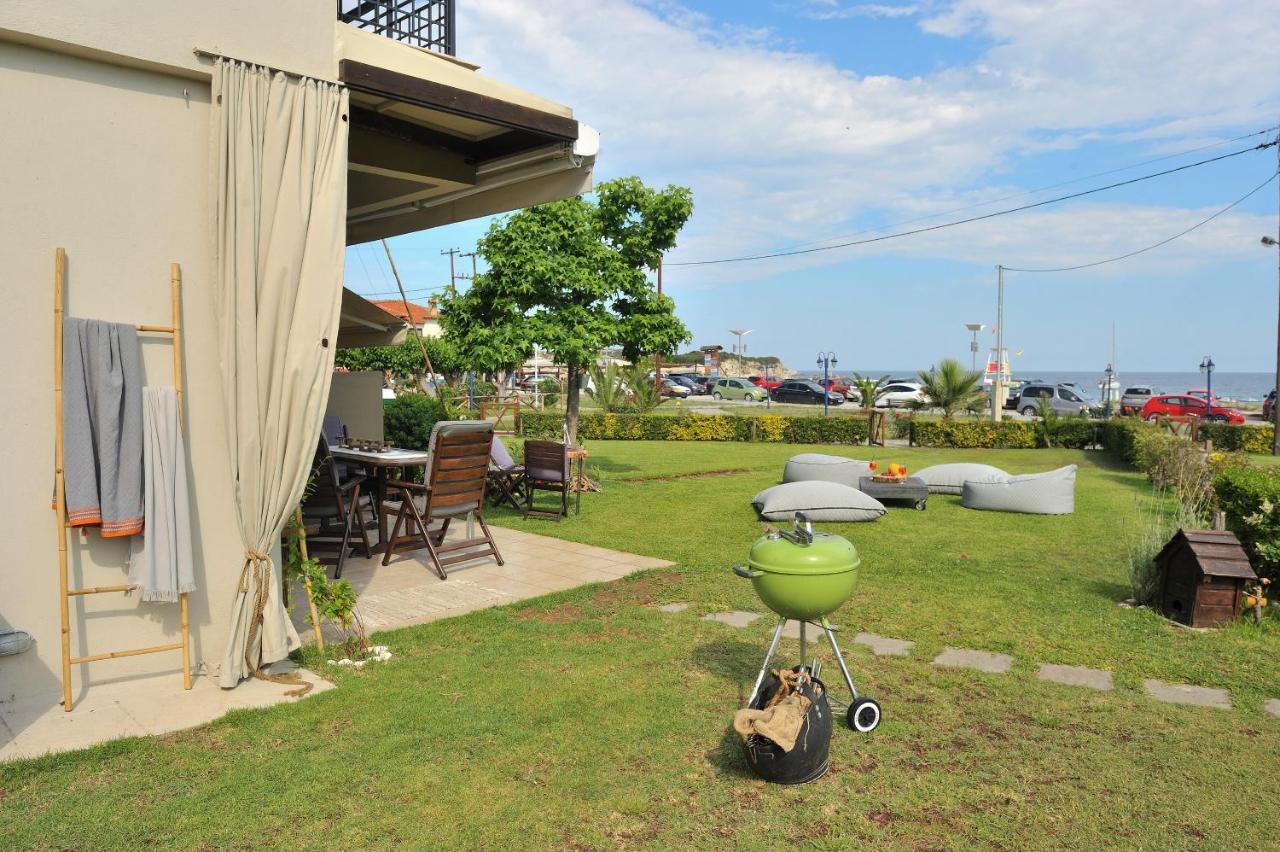 Seathon Seafront Beach Villa In Kalamitsi Экстерьер фото