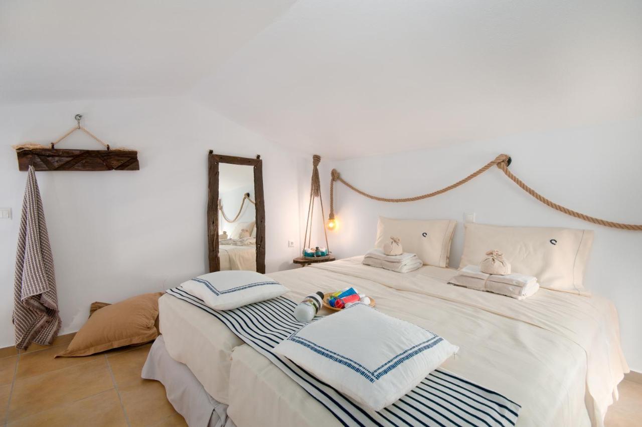 Seathon Seafront Beach Villa In Kalamitsi Экстерьер фото